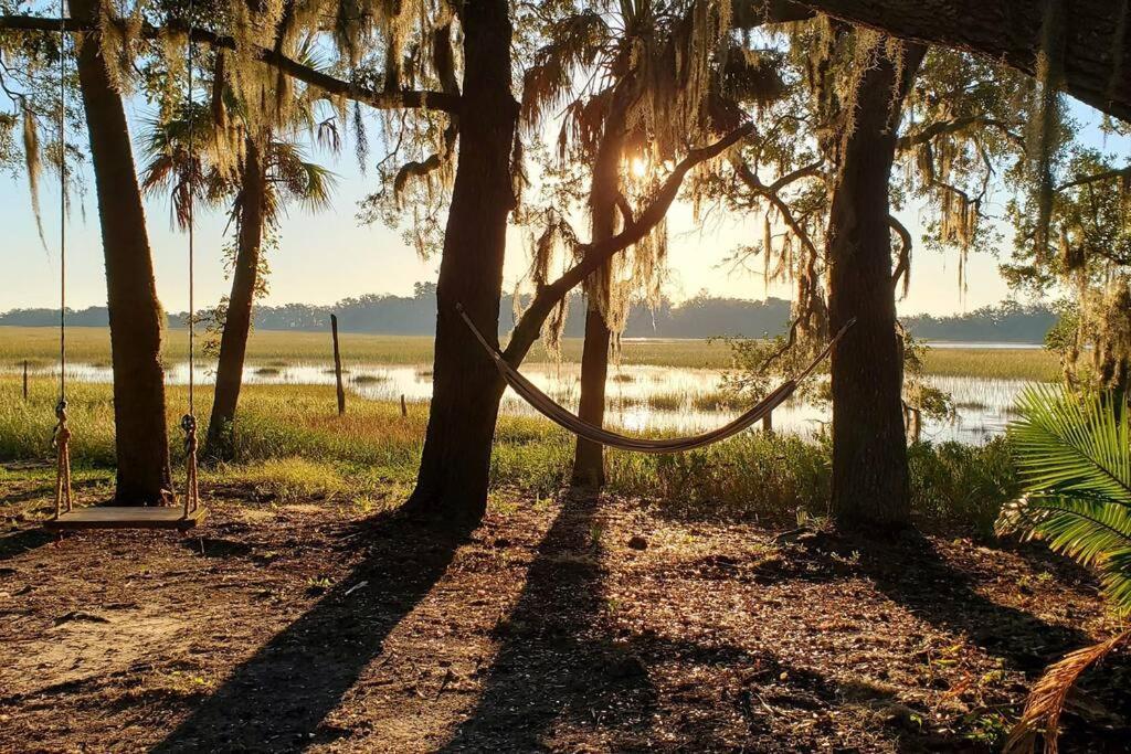 Secluded Tiny House By The Marsh With Hunting Island Beach Pass Frogmore Buitenkant foto