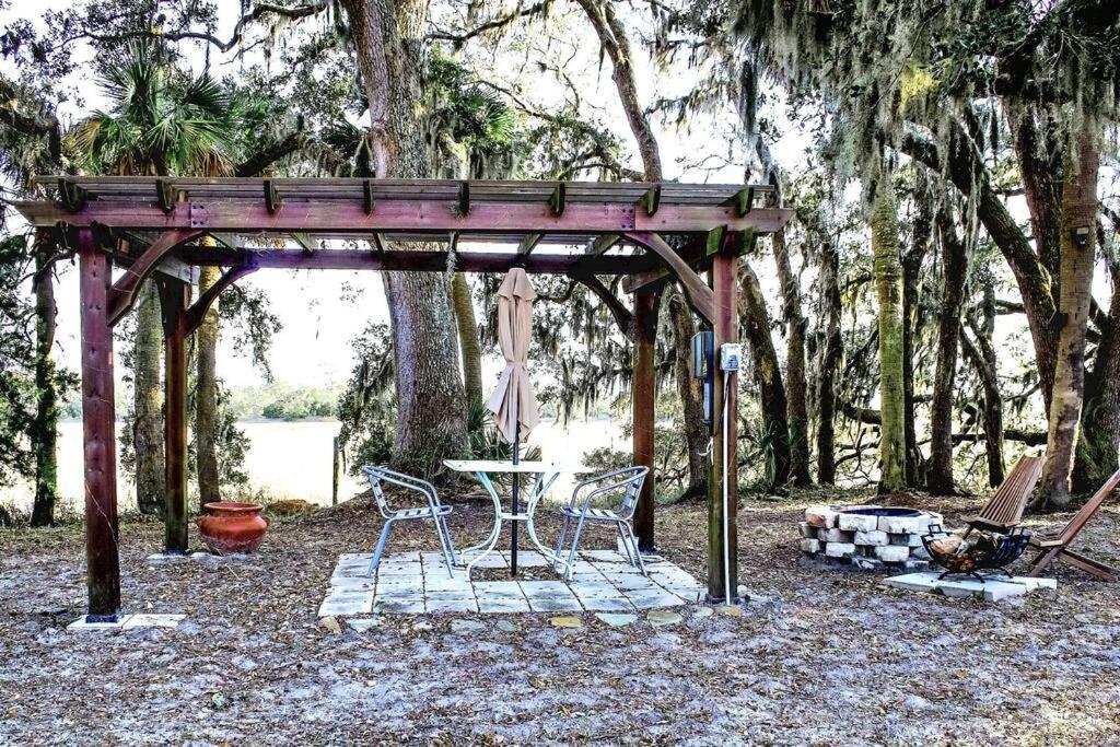 Secluded Tiny House By The Marsh With Hunting Island Beach Pass Frogmore Buitenkant foto